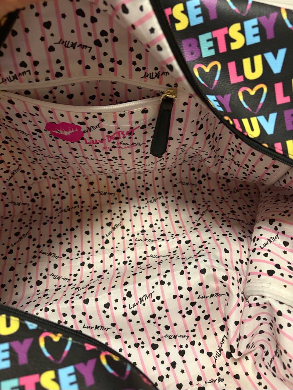 Betsey Johnson Weekender and Wrislet (2 Pieces) Multicolor LUV Logo - Picture 13 of 13